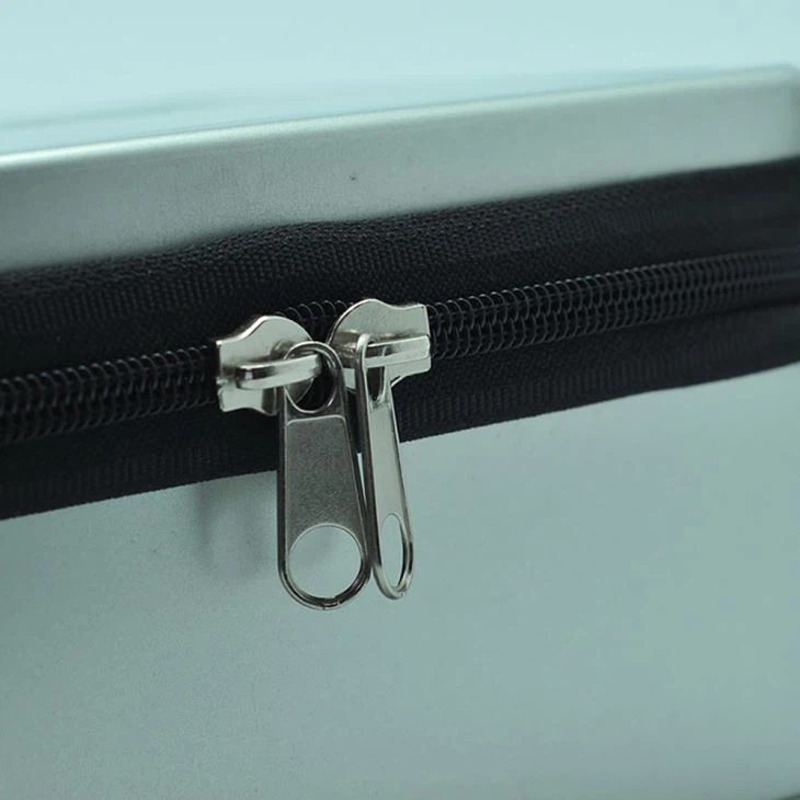 Photo Embossed 4C Tin Zipper Case For Tool